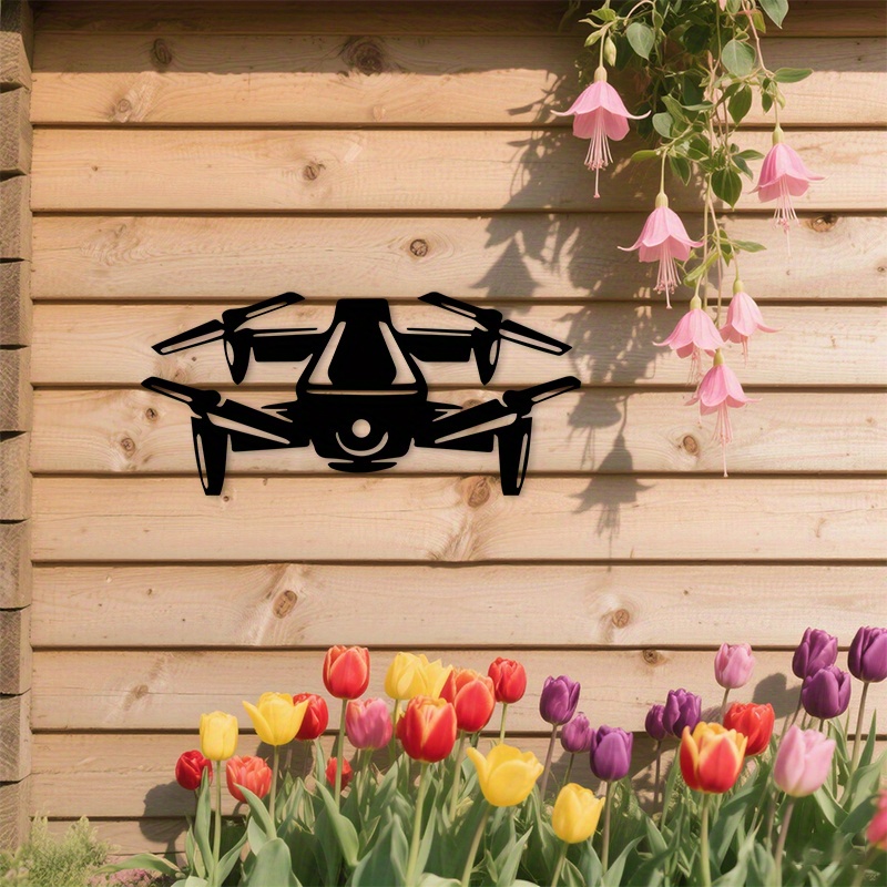 Seni Dinding Logam Siluet Dron - Office And Tech ulasan dan harga